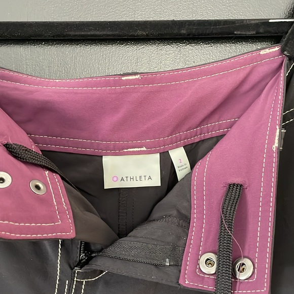 Athleta skort maybe worn twice.  In great condition. - Picture 2 of 3